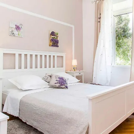 In 7005 Hébergement de vacances *